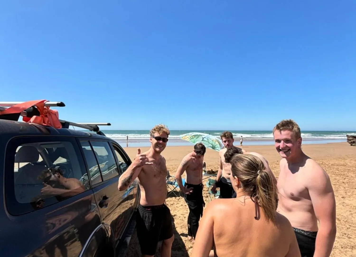 אסאוירה Surf House Lodge
