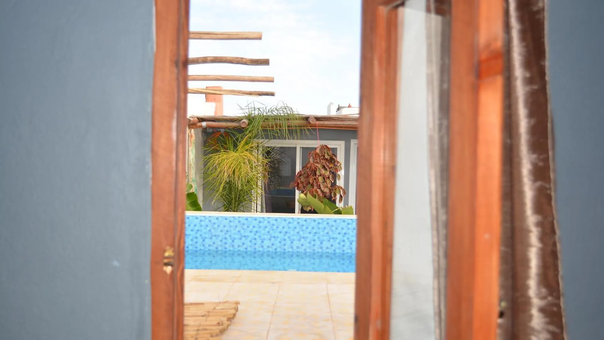 אסאוירה Surf House Lodge מרוקו