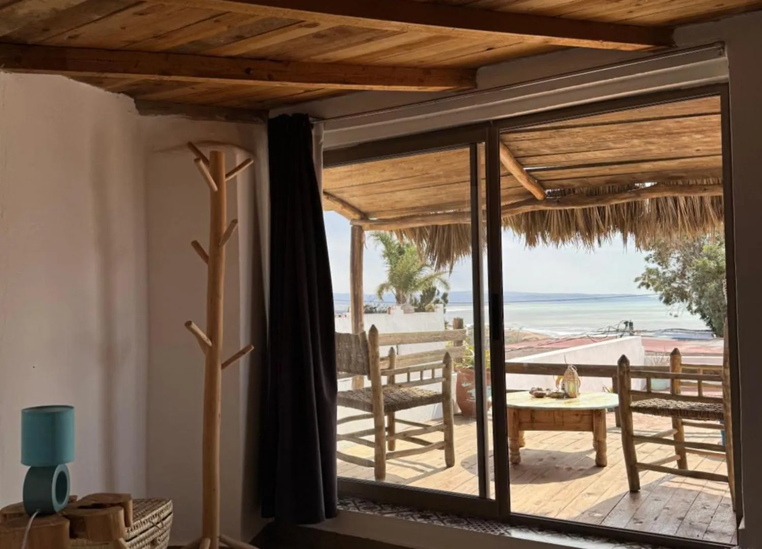 אסאוירה Surf House Lodge